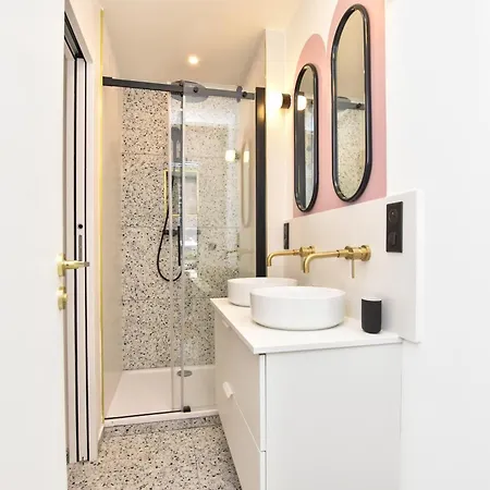 Appartement CMG - Tour Eiffel Mademoiselle à Paris Extérieur photo
